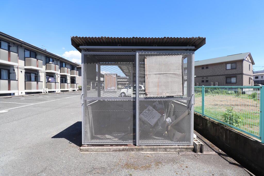 ウエストパレス B棟