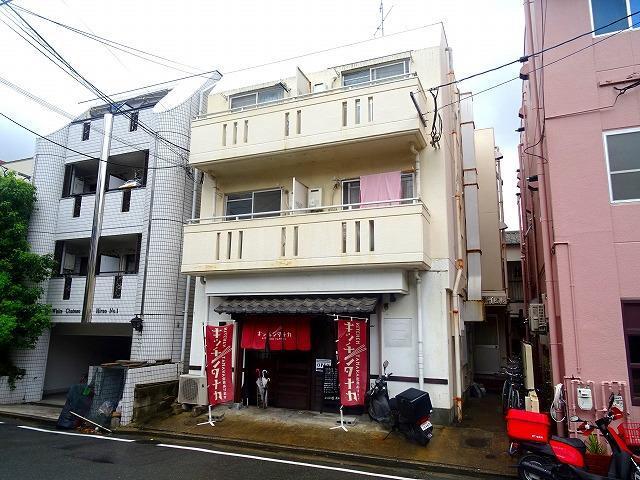 イヌイビル