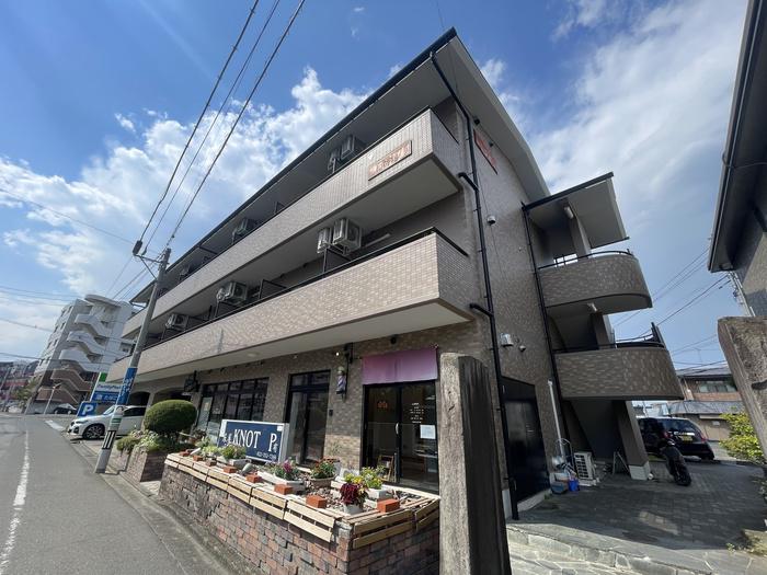 LA・パラドール