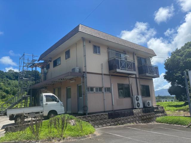 フェヴァリー川東