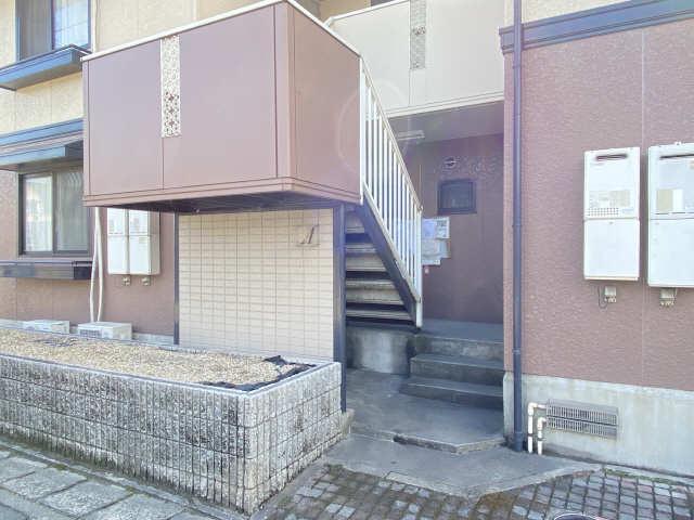 ロイヤルビレッジA棟