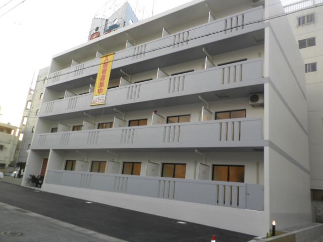 フォレスタ