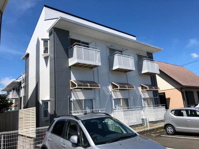 フローラ泉町B
