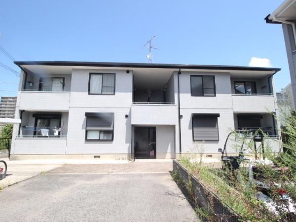 伊勢森ハイツ A棟