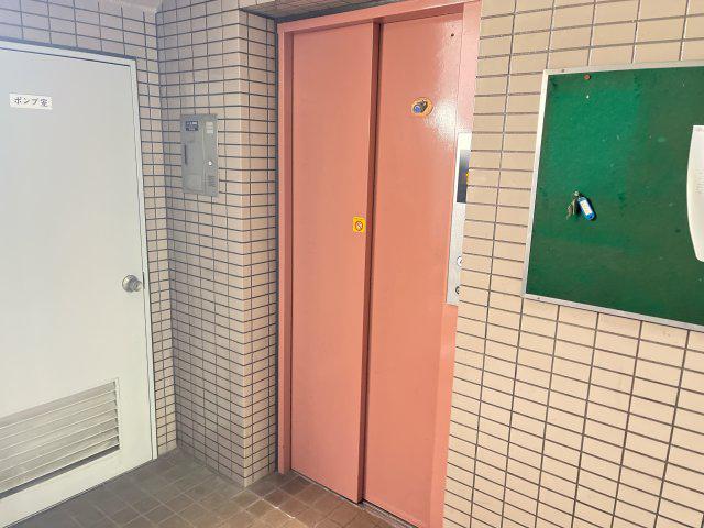 クレスト共和