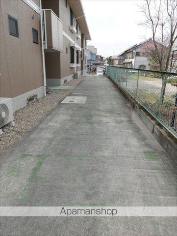 ドエリング川池