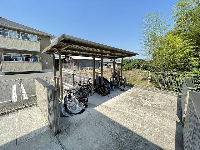 ウィット川崎 E棟