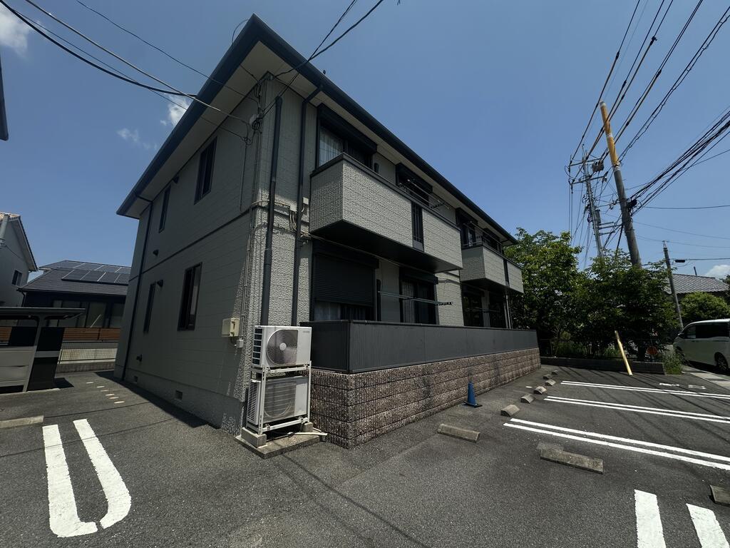 シャーメゾン中島C棟