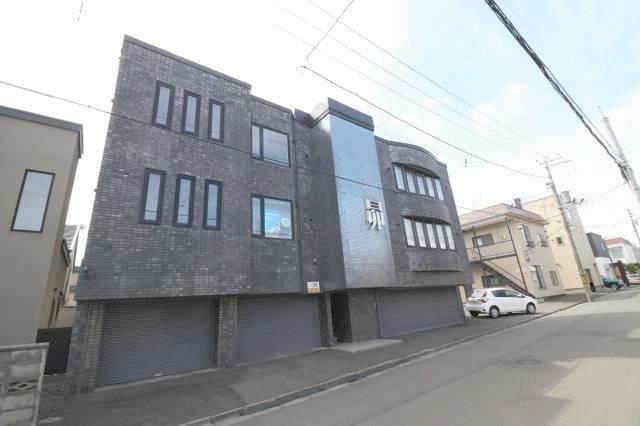 地下鉄東西線 琴似駅(札幌市営) 徒歩13分 3階建 築38年