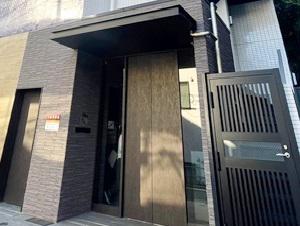 京急本線 日ノ出町駅 徒歩2分 8階建 築5年