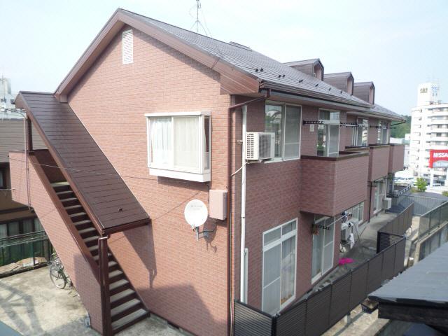 ロイヤルパインB(1K/1階)