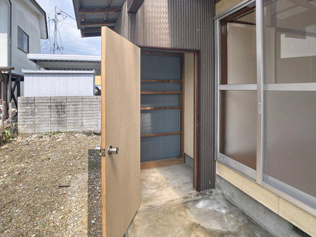 山家町1-6-27 