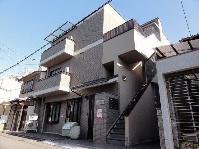 コーポラスF・O