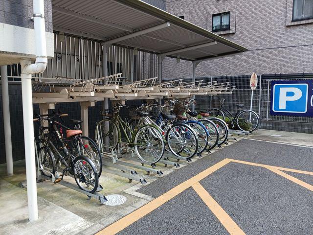 エストラット狭山