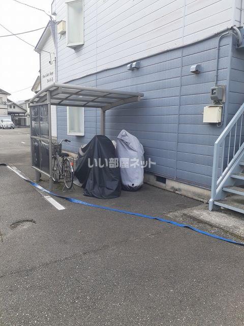 クレディーI