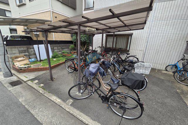 クイーンハイツ久宝寺