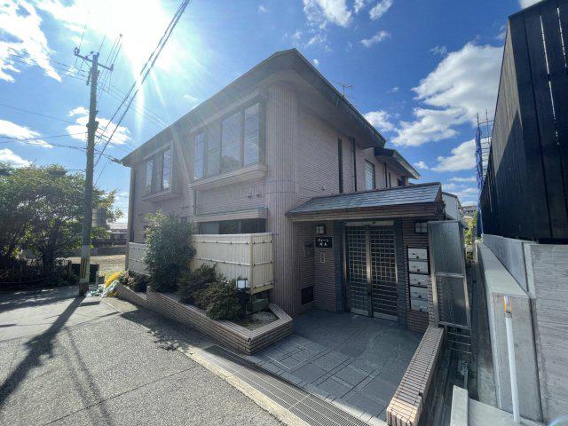 ヴォーン岡本