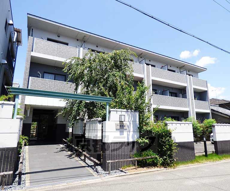 地下鉄烏丸線 北大路駅 徒歩20分 3階建 築18年