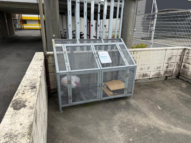 キャンパスサイド