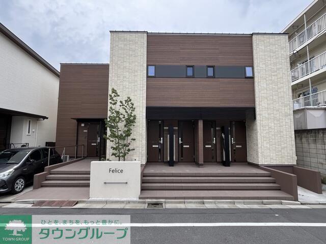 フェリーチェ