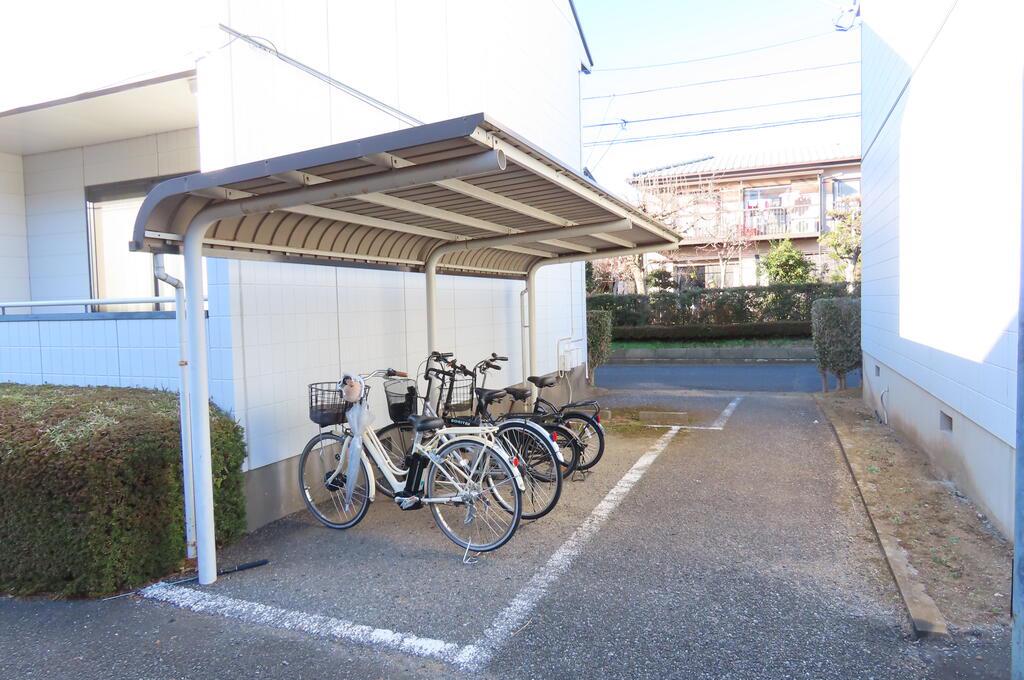 タウンヒル松葉A棟