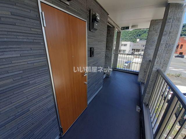 近鉄大阪線 名張駅 徒歩11分 3階建 築5年