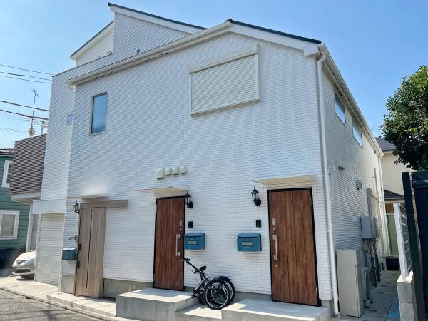 ELMBROOK HOUSE