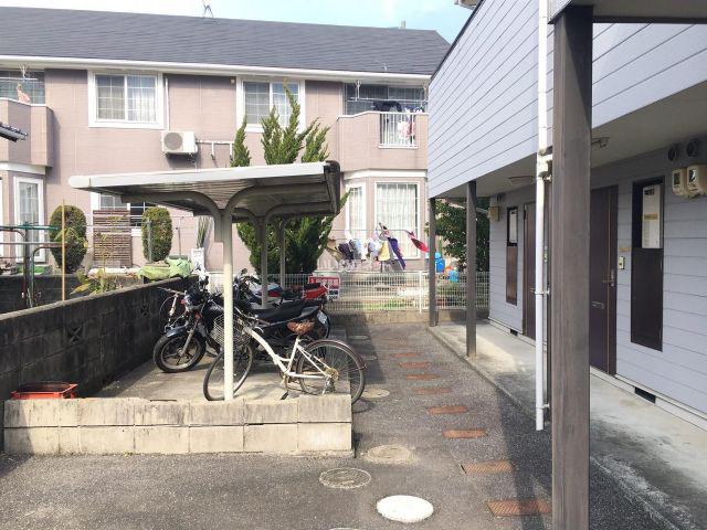 NAKAZU