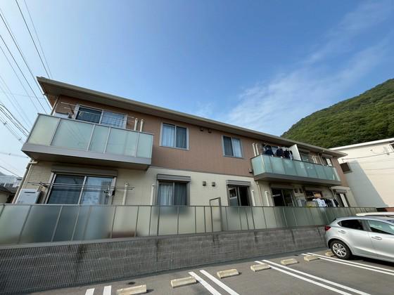 LIVABLE SUNNY FLAT