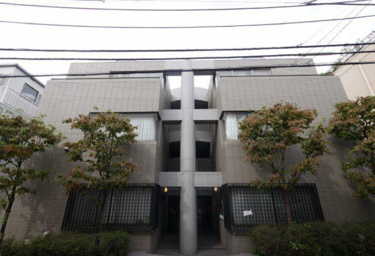 四ツ谷ハウス