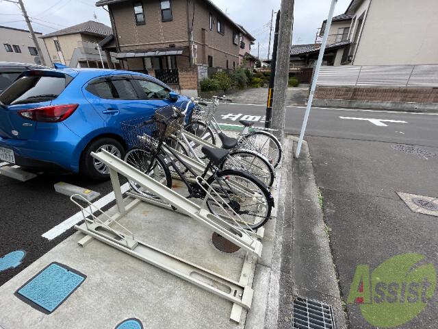 リオレ南小泉