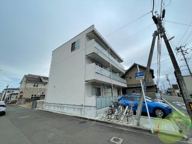 リオレ南小泉