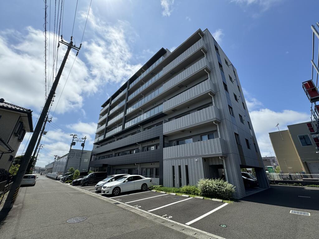 グレイスコート・アイエス