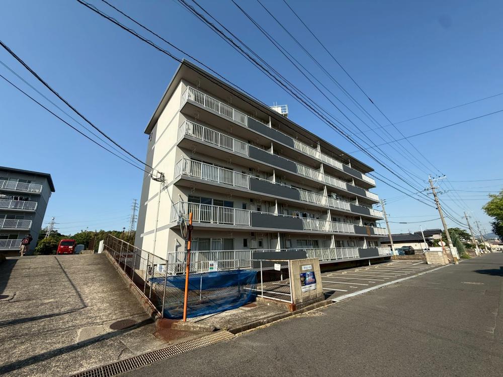 サルヴァトーレ本城