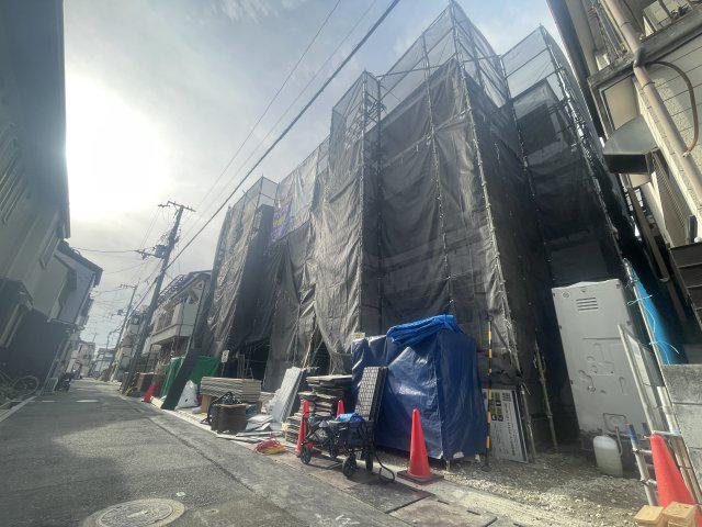 LA-CREA潮江