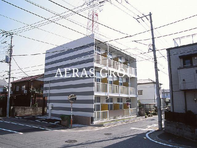 レオパレスラ ファミーユ