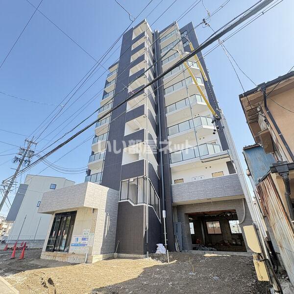 THE RESIDENCE SAKURAYAMA ウエスト