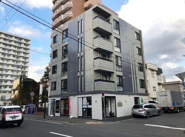 ルヌアージュ山鼻南