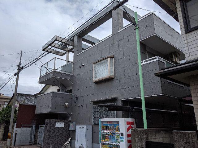 ラカータ川越