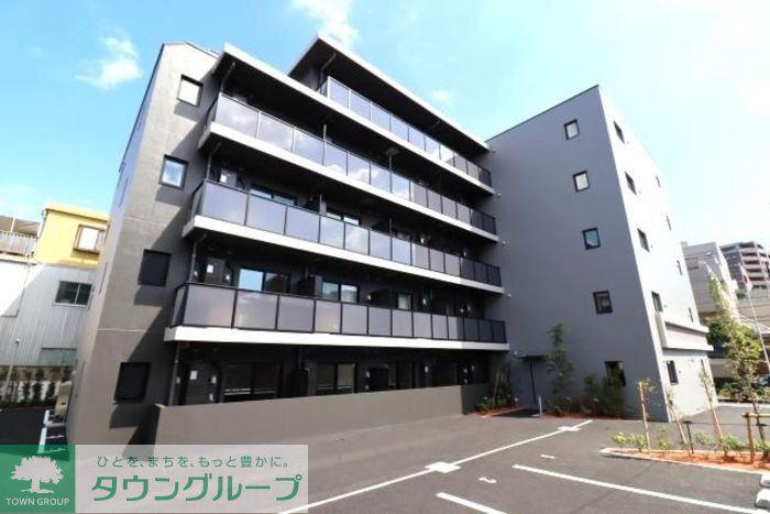 NOBLE MAISON