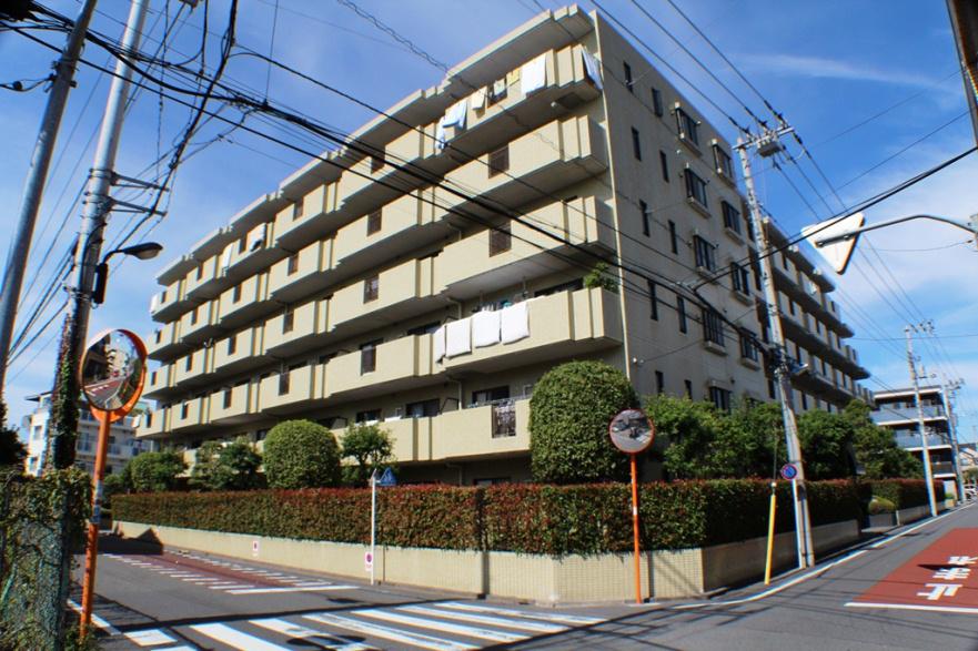 シャルマン318