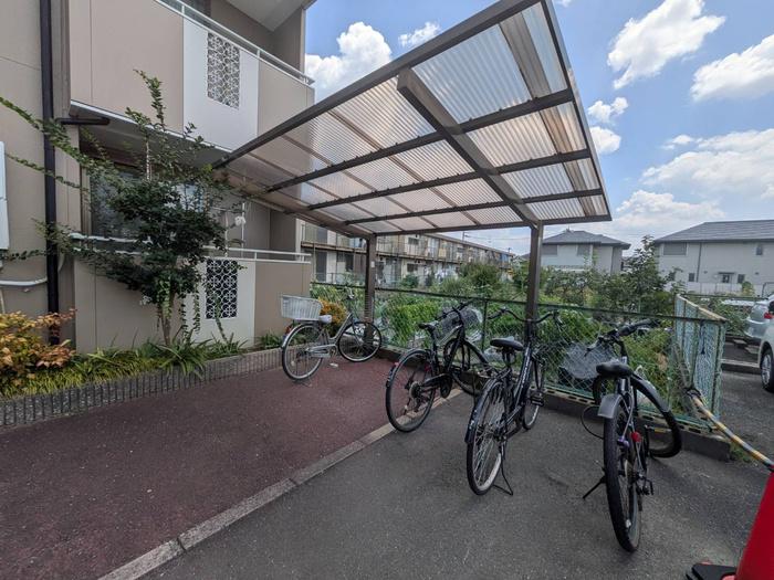 イーストコート