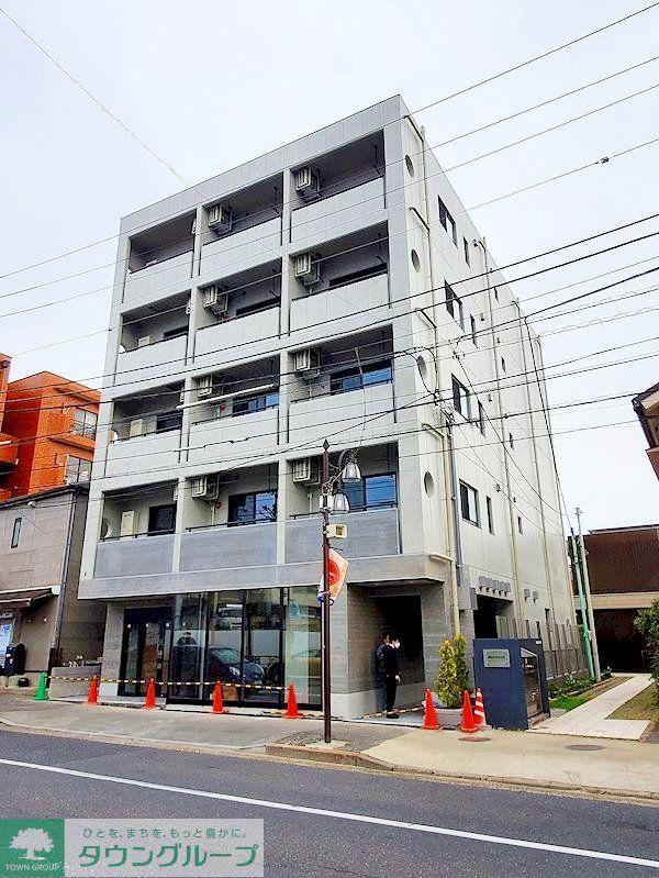 CONCRETECRABHOUSEURBS