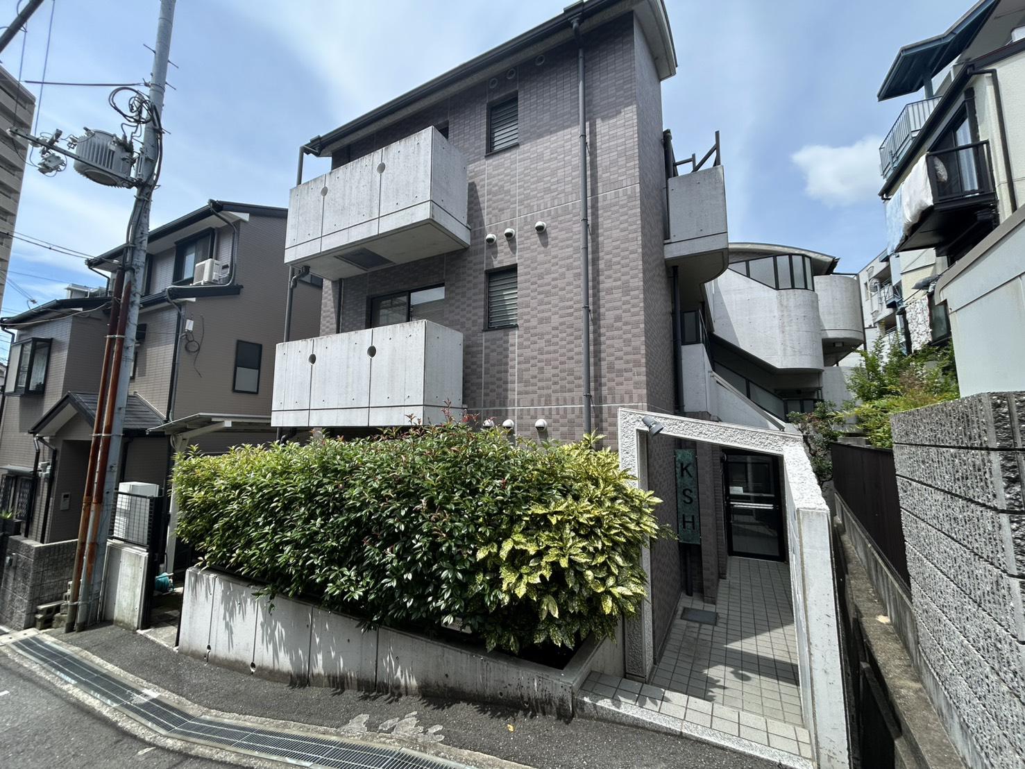 地下鉄西神・山手線 大倉山駅(兵庫) 徒歩8分 3階建 築31年