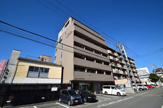 フラットフォー