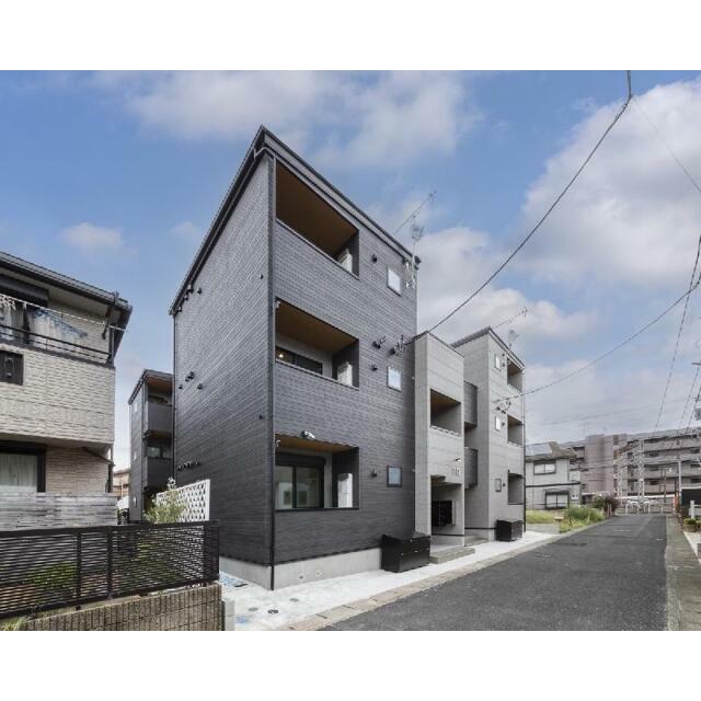 THE BASE 高座渋谷