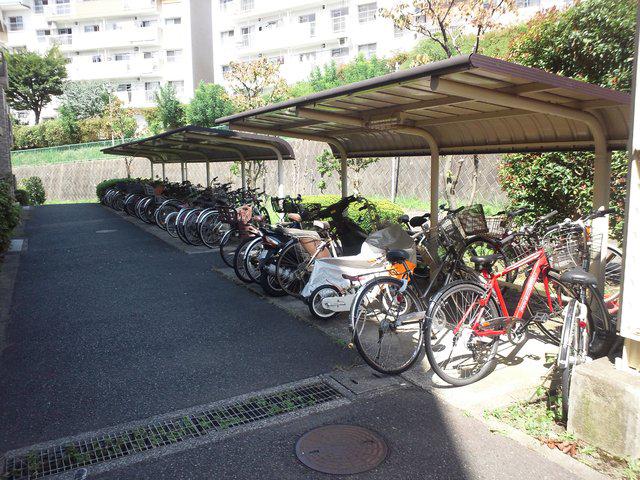 嶮山パークヒルズ