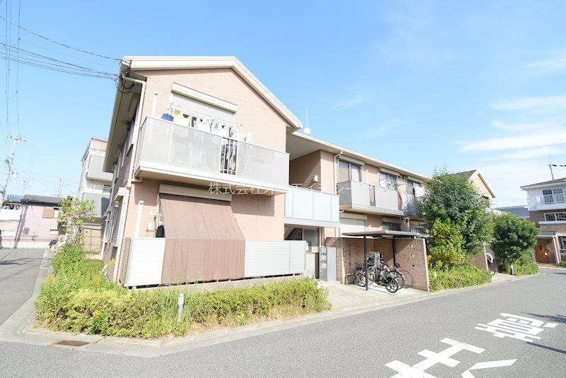 ガーデンコート衣摺