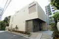 COLLES新宿