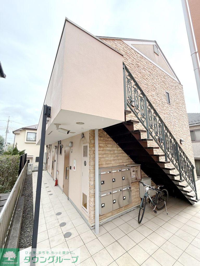 GARDEN RESIDENCE II